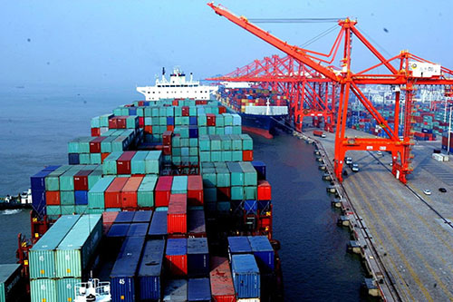 Dịch vụ vận tải biển quốc tế và nội địa